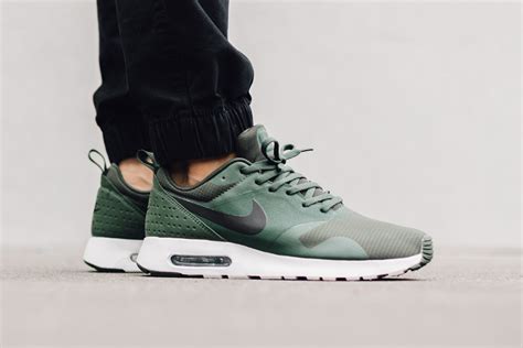 grüne nike air max tavas|Buy Air Max Tavas Shoes: New Releases & Iconic Styles .